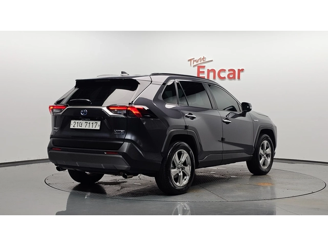 Toyota Rav4 2.5 Hybrid AWD | Distronic | Memory | Обдухване - автомобили, коли, обяви за нови и употребявани 1