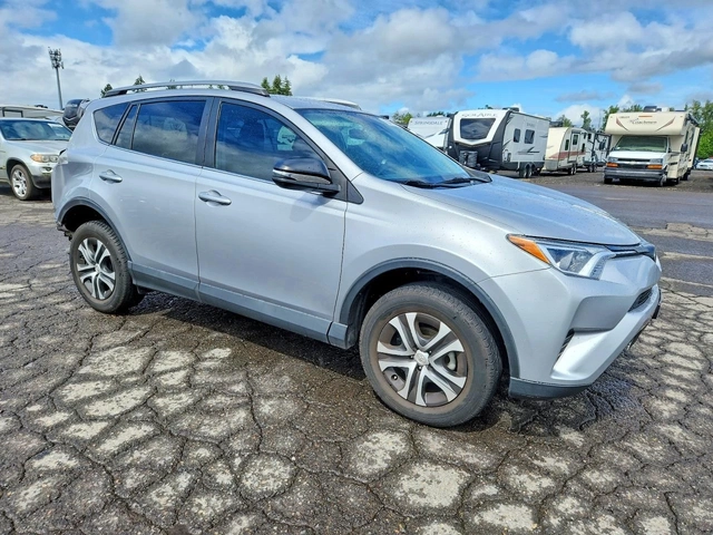 Toyota Rav4 - автомобили, коли, обяви за нови и употребявани 3
