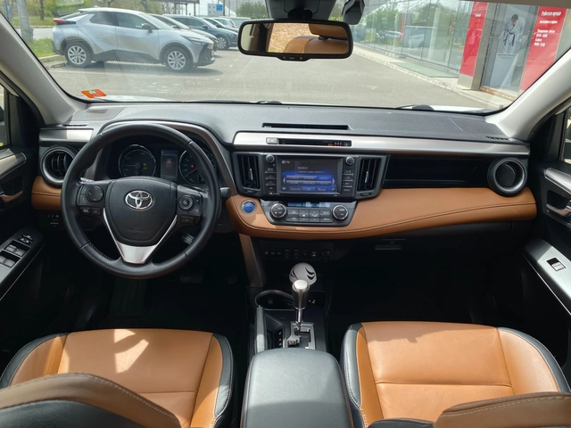Toyota Rav4 2.5 HEV - автомобили, коли, обяви за нови и употребявани 14