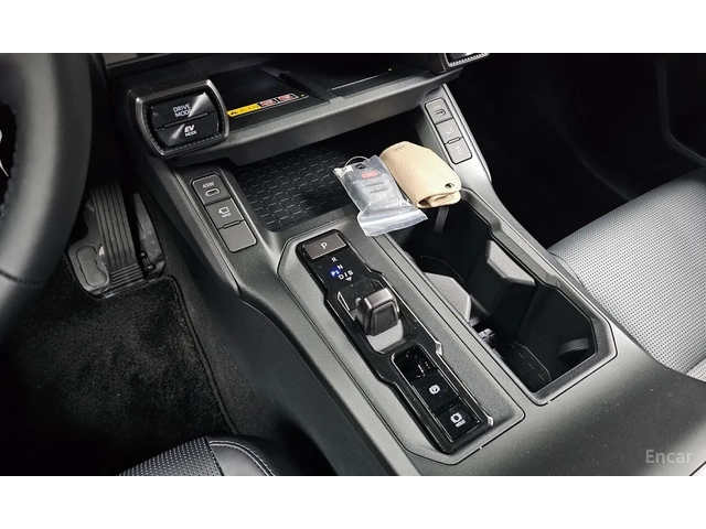 Toyota Rav4 2.5 HEV 4WD* Luxury* 360* HUD* ОБДУХ* FULL - автомобили, коли, обяви за нови и употребявани 13