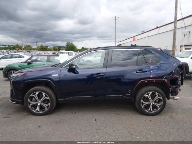 Toyota Rav4 Prime XSE Plug In Hybrid - автомобили, коли, обяви за нови и употребявани 13