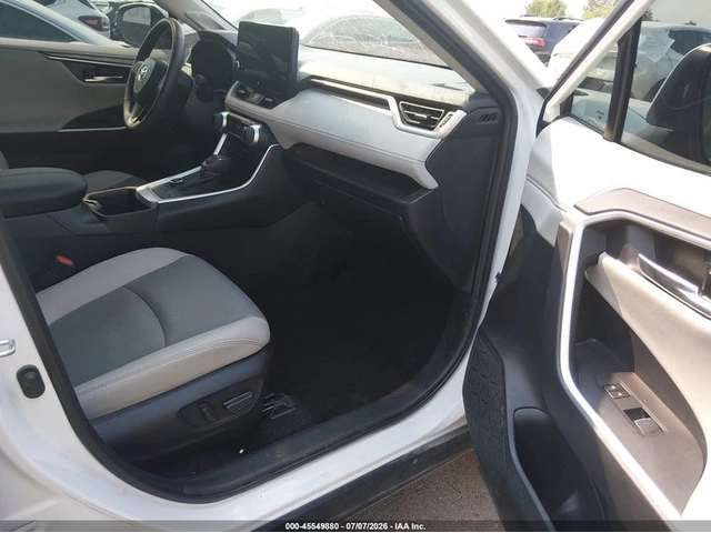 Toyota Rav4 Hybrid Limited - автомобили, коли, обяви за нови и употребявани 4
