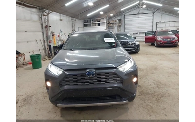 Toyota Rav4 Hybrid XSE - автомобили, коли, обяви за нови и употребявани 9