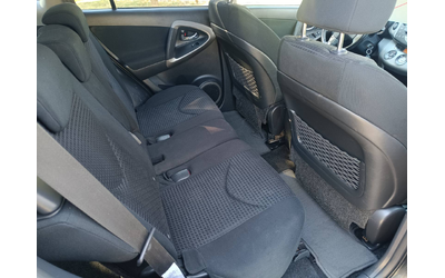 Toyota Rav4 - автомобили, коли, обяви за нови и употребявани 16