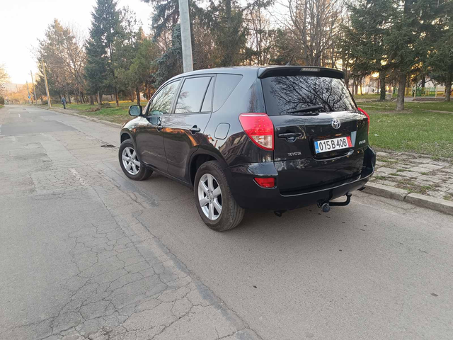 Toyota Rav4 - автомобили, коли, обяви за нови и употребявани 6
