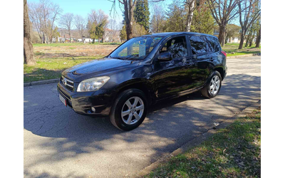 Toyota Rav4 - автомобили, коли, обяви за нови и употребявани 9