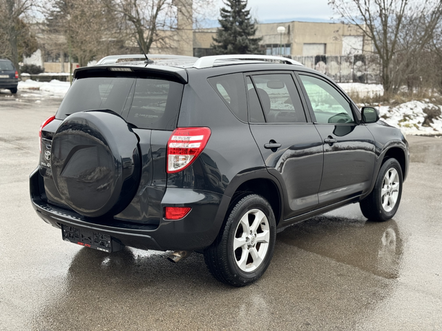 Toyota Rav4 d4d FaceLift - автомобили, коли, обяви за нови и употребявани 2