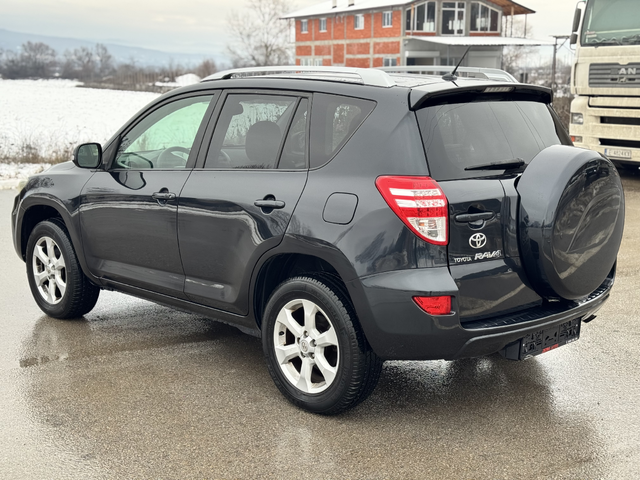 Toyota Rav4 d4d FaceLift - автомобили, коли, обяви за нови и употребявани 3