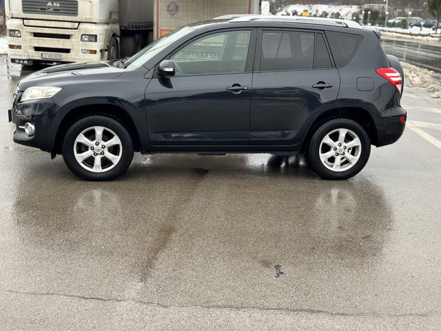 Toyota Rav4 d4d FaceLift - автомобили, коли, обяви за нови и употребявани 5