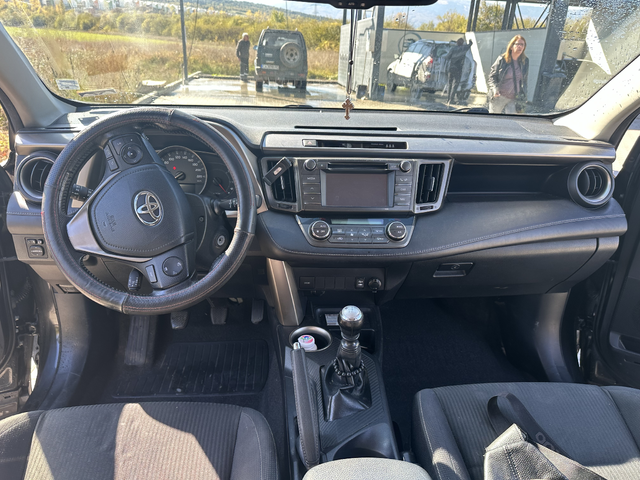 Toyota Rav4 DFD - автомобили, коли, обяви за нови и употребявани 3