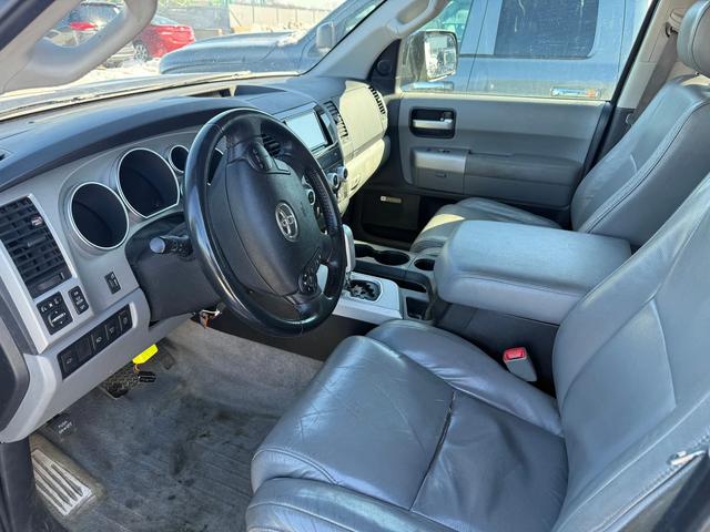 Toyota Sequoia 5.7L V8* LIMITED* 8МЕСТА* ПЕРФЕКТЕН ЗА ГАЗ!* ТОП О - автомобили, коли, обяви за нови и употребявани 9