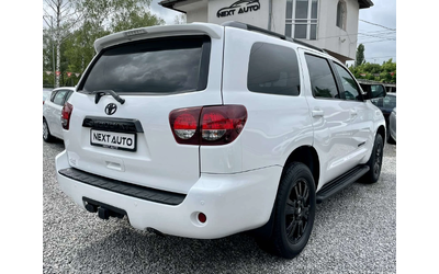 toyota-sequoia - 4