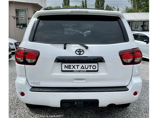 Toyota Sequoia 5.7i V8  17800km - автомобили, коли, обяви за нови и употребявани 5