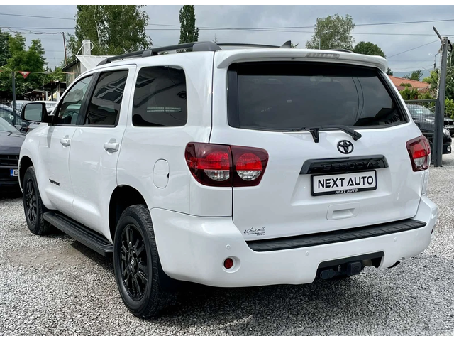 Toyota Sequoia 5.7i V8  17800km - автомобили, коли, обяви за нови и употребявани 6