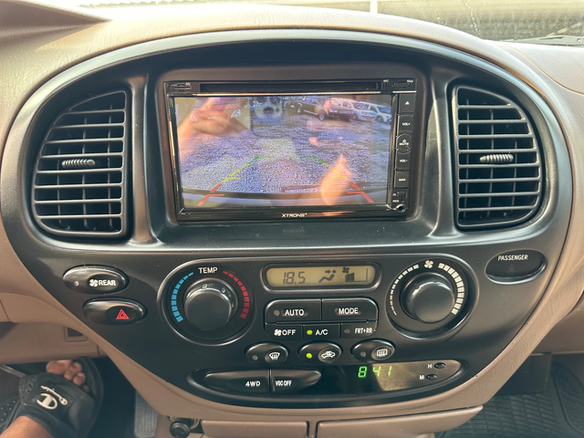 Toyota Sequoia 4.7i ГАЗ - автомобили, коли, обяви за нови и употребявани 13