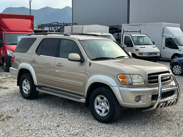 Toyota Sequoia 4.7i ГАЗ - автомобили, коли, обяви за нови и употребявани 2