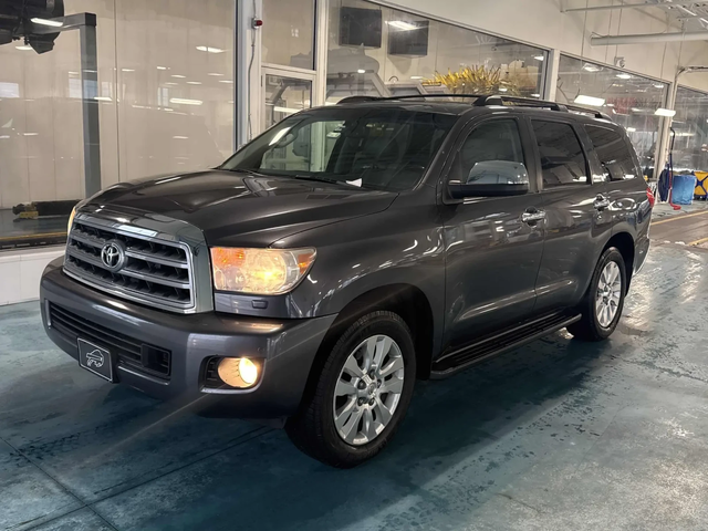Toyota Sequoia 5.7 PLATINUM - автомобили, коли, обяви за нови и употребявани 0