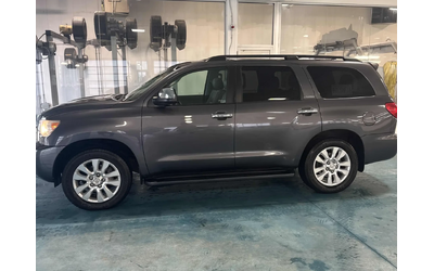 toyota-sequoia - 1