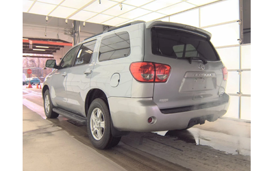 toyota-sequoia - 5
