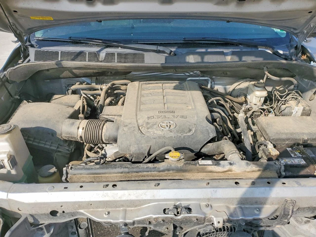 Toyota Sequoia 5.7* SR5* 4Х4 - автомобили, коли, обяви за нови и употребявани 11