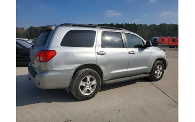toyota-sequoia - 4