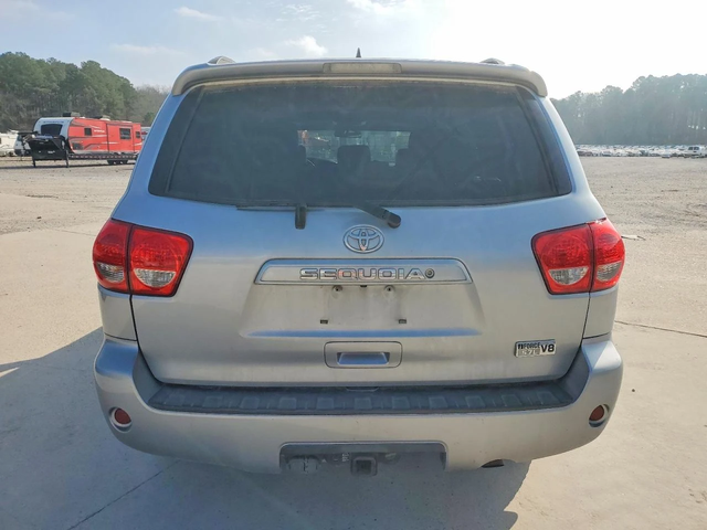 Toyota Sequoia 5.7* SR5* 4Х4 - автомобили, коли, обяви за нови и употребявани 5