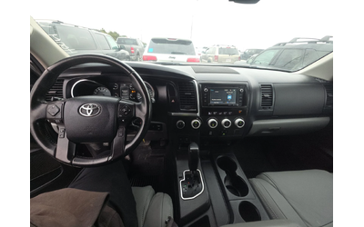 Toyota Sequoia 5.7* V8* ПОДГРЕВ* КАМЕРА* КЕЙЛЕС* - автомобили, коли, обяви за нови и употребявани 7