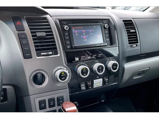 Toyota Sequoia PLATINUM* 5.7* V8* ПОДГРЕВ* КАМЕРА* КЕЙЛЕС - автомобили, коли, обяви за нови и употребявани 10