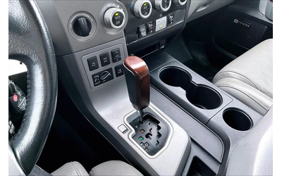 Toyota Sequoia PLATINUM* 5.7* V8* ПОДГРЕВ* КАМЕРА* КЕЙЛЕС - автомобили, коли, обяви за нови и употребявани 11