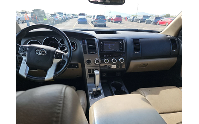 Toyota Sequoia LIMITED* 5.7* V8* ПОДГРЕВ* КАМЕРА* КЕЙЛЕС - автомобили, коли, обяви за нови и употребявани 9