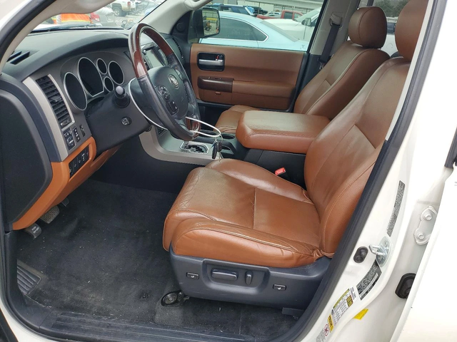 Toyota Sequoia PLATINUM* 5.7* V8* ПОДГРЕВ* КАМЕРА* КЕЙЛЕС - автомобили, коли, обяви за нови и употребявани 8