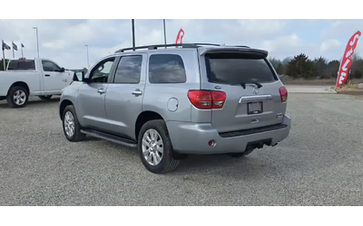 toyota-sequoia - 3