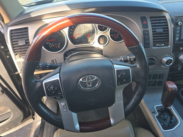 Toyota Sequoia PLATINUM* 5.7* V8* ПОДГРЕВ* КАМЕРА* КЕЙЛЕС - автомобили, коли, обяви за нови и употребявани 7