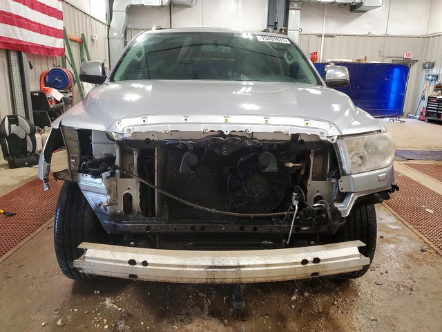 Toyota Sequoia LIMITED* 5.7* JBL* ПОДГРЕВ* КАМЕРА* ШИБИДАХ - автомобили, коли, обяви за нови и употребявани 1