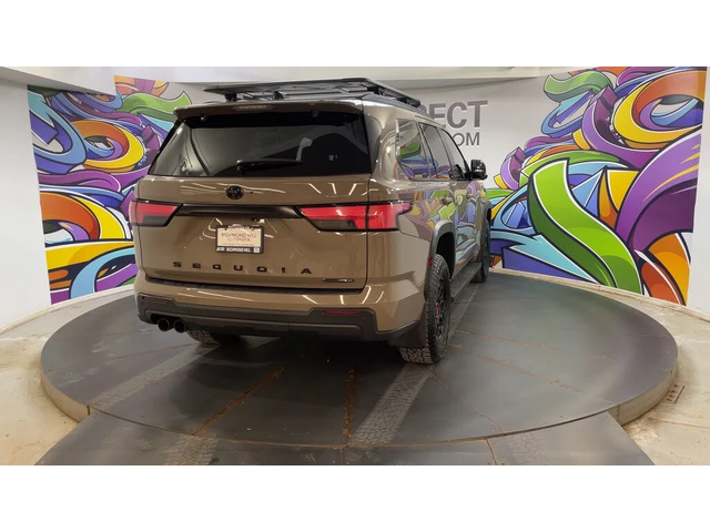 Toyota Sequoia TRD Pro HYBRID 4WD * АвтоКредит* Цена до БГ - автомобили, коли, обяви за нови и употребявани 5