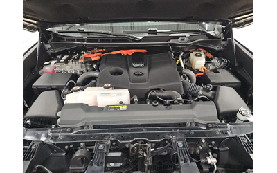 Toyota Sequoia Platinum 4x4* Pano* HuD - автомобили, коли, обяви за нови и употребявани 9