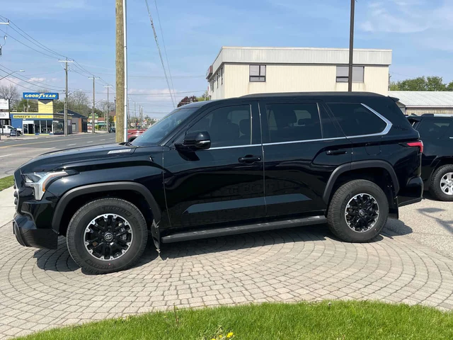Toyota Sequoia 4WD  TRD / 360 / DISTRONIC - автомобили, коли, обяви за нови и употребявани 1