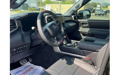 toyota-sequoia - 4