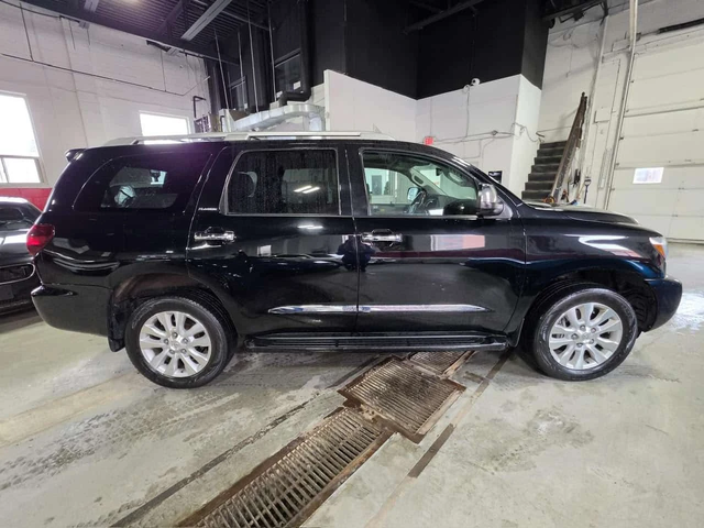 Toyota Sequoia | Platinum | ПОДГРЕВ | ОБДУХВАНЕ | CARFAX | - автомобили, коли, обяви за нови и употребявани 2