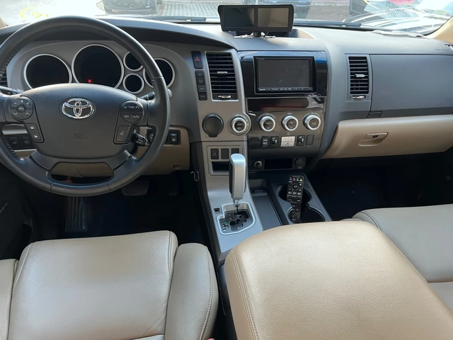 Toyota Sequoia 5.7 Limited - автомобили, коли, обяви за нови и употребявани 10