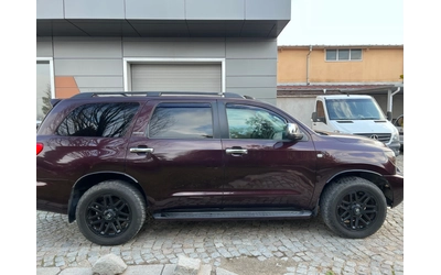 toyota-sequoia - 3