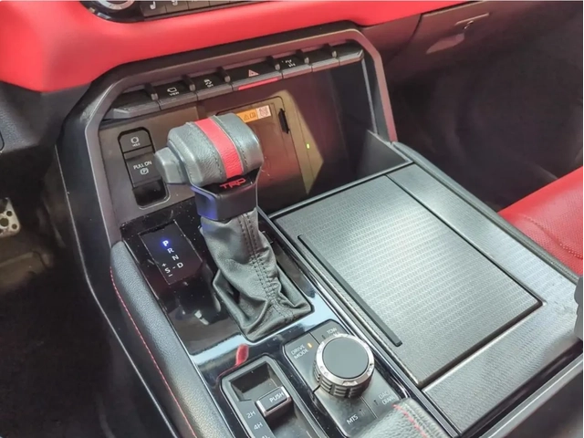 Toyota Sequoia TRD PRO* * FULL* * ОФИЦИАЛНО ПРЕДСТАВИТЕЛСТВО - автомобили, коли, обяви за нови и употребявани 11