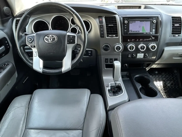 Toyota Sequoia 1 СОБСТВЕНИК* LIMITED* 7-МЕСТНА - автомобили, коли, обяви за нови и употребявани 12