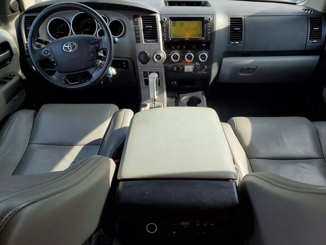 Toyota Sequoia LIMMITED* 7 МЕСТА* КОЖА* ЛИЗИНГ - автомобили, коли, обяви за нови и употребявани 7