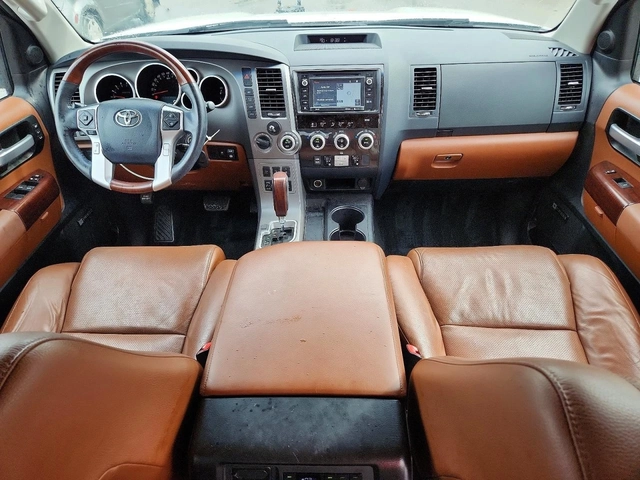 Toyota Sequoia PLATINUM* AWD* КАРАМЕЛ - автомобили, коли, обяви за нови и употребявани 7