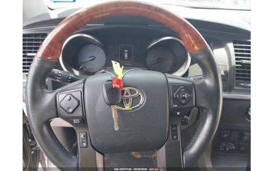 Toyota Sequoia PLATINUM* AWD* КАРАМЕЛ* ЛИЗИНГ - автомобили, коли, обяви за нови и употребявани 10