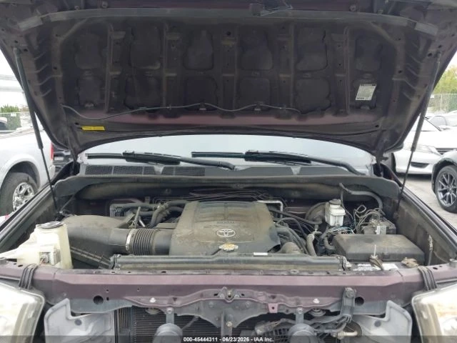 Toyota Sequoia SR5 5.7L V8* BUY NOW* - автомобили, коли, обяви за нови и употребявани 8