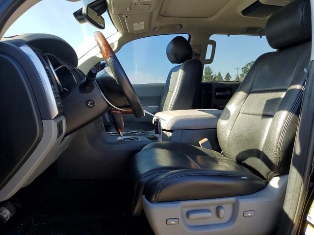 Toyota Sequoia PLATINUM - автомобили, коли, обяви за нови и употребявани 6