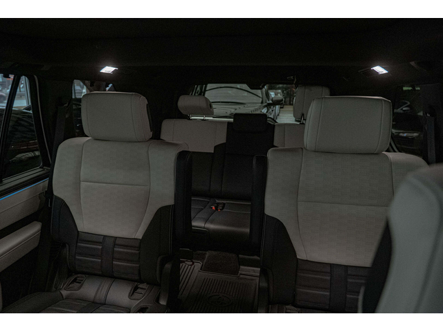 Toyota Sequoia Capstone/JBL/6+1/Обдухване/Panorama/HuD/Virtual/Lane Assist - автомобили, коли, обяви за нови и употребявани 9