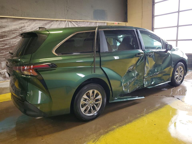 Toyota Sienna 2.5L 4 ALL WHEEL DRIVE - автомобили, коли, обяви за нови и употребявани 2